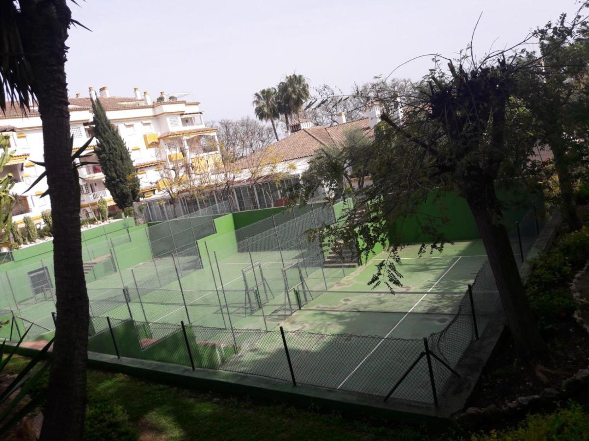 شقة Chez Elo'S Marbella Milla De Oro. Jardin Privado المظهر الخارجي الصورة