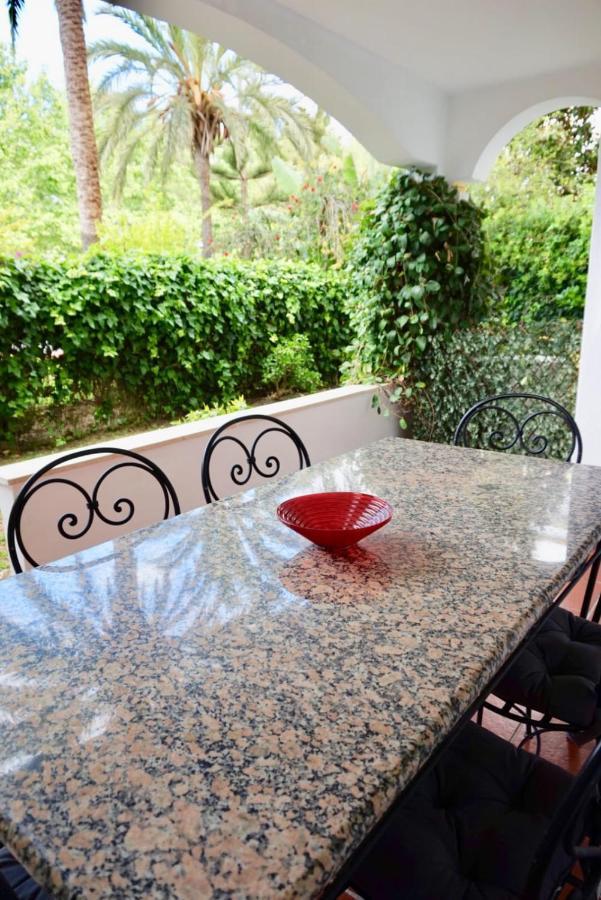 شقة Chez Elo'S Marbella Milla De Oro. Jardin Privado المظهر الخارجي الصورة